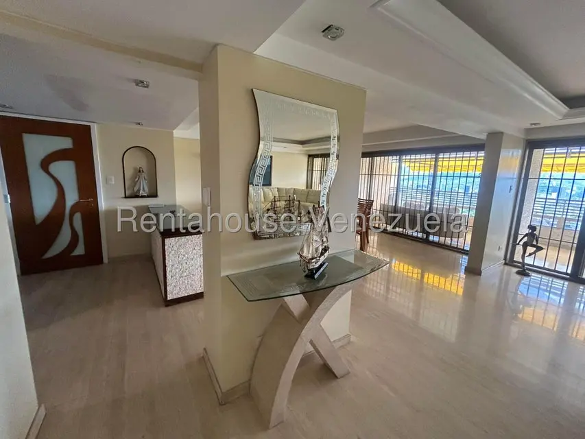 Apartamento (1 Nivel) en Alquiler en Altamira, Distrito Metropolitano - 5