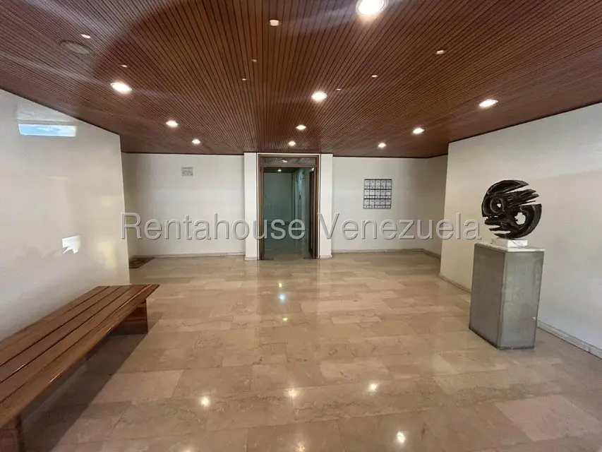 Apartamento (1 Nivel) en Alquiler en Altamira, Distrito Metropolitano - 49