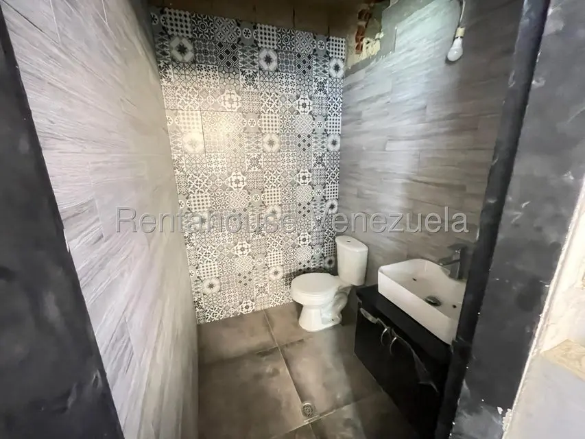 Comercial (Local Comercial) en Venta en San Bernardino, Distrito Metropolitano - 12