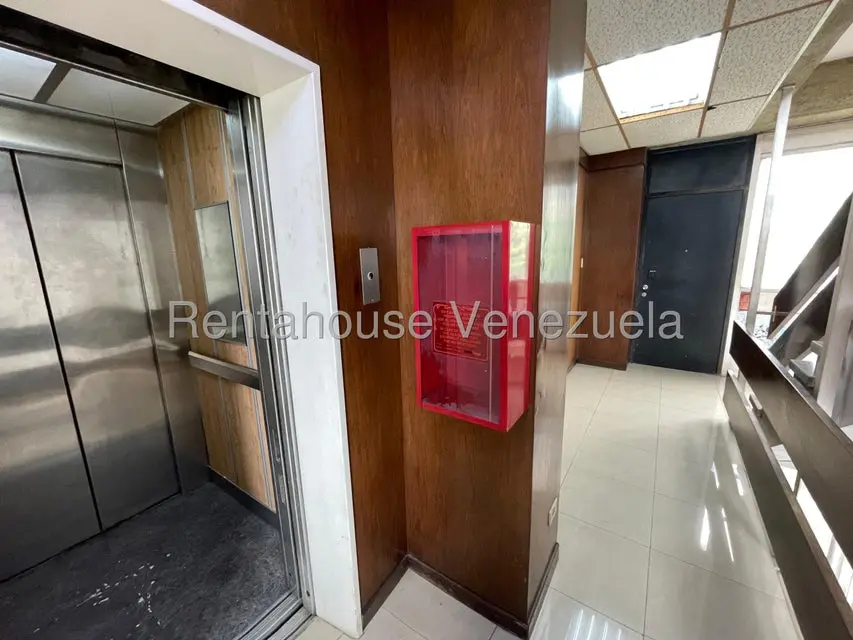Comercial (Local Comercial) en Venta en San Bernardino, Distrito Metropolitano - 4