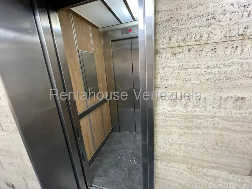 Comercial (Local Comercial) en Venta en San Bernardino, Distrito Metropolitano - 5