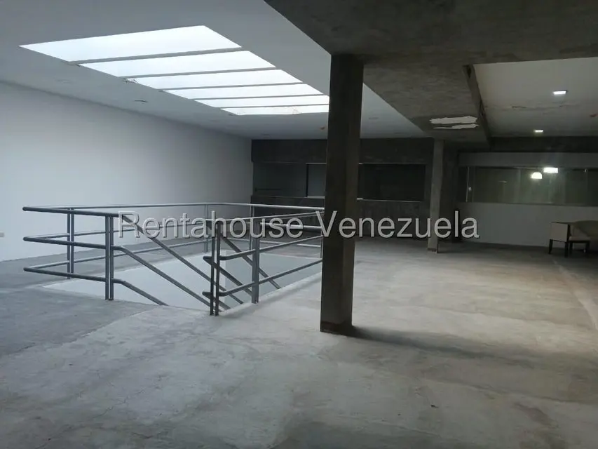 Comercial (Edificio) en Venta en Belloso, Zulia - 21