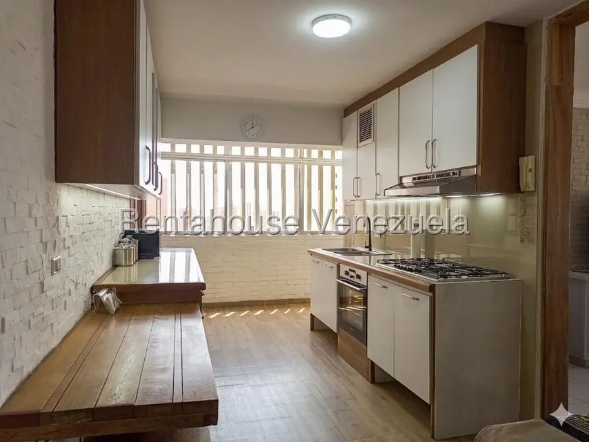 Apartamento (1 Nivel) en Venta en La Lago, Zulia - 27
