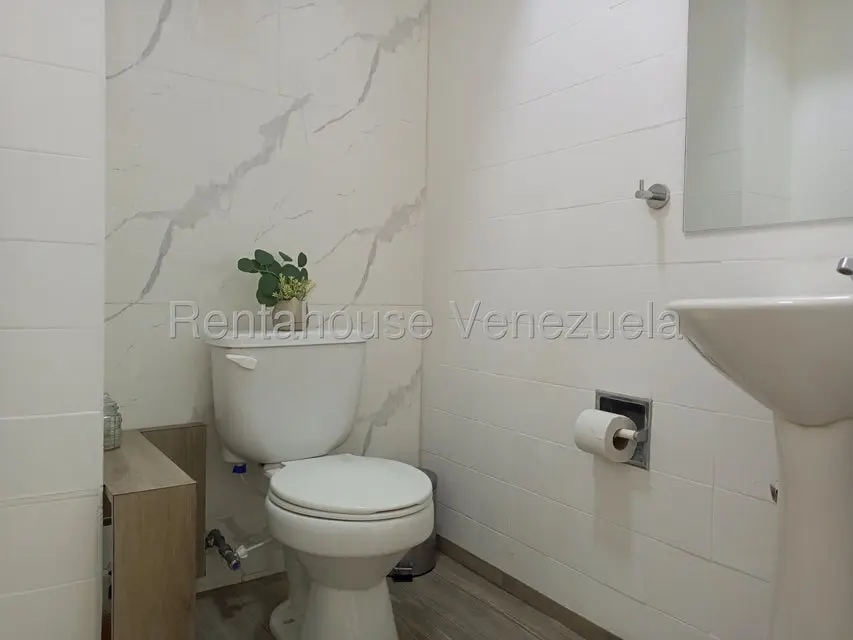 Apartamento (1 Nivel) en Venta en La Lago, Zulia - 33