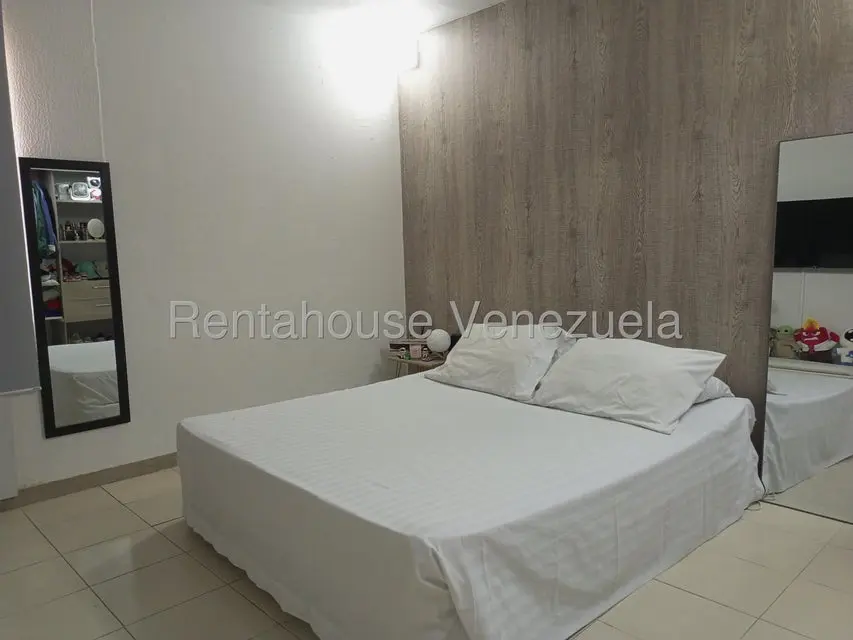 Apartamento (1 Nivel) en Venta en La Lago, Zulia - 35
