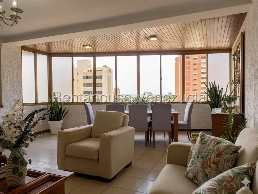 Apartamento (1 Nivel) en Venta en La Lago, Zulia - 6