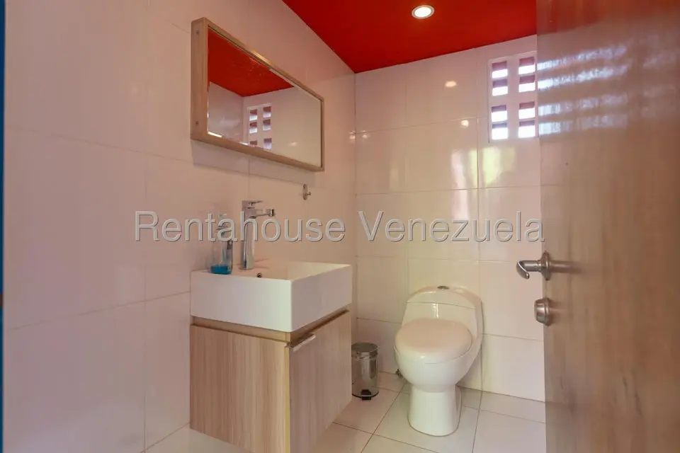 Casa (1 Nivel) en Venta en Alto Hatillo, Distrito Metropolitano - 41