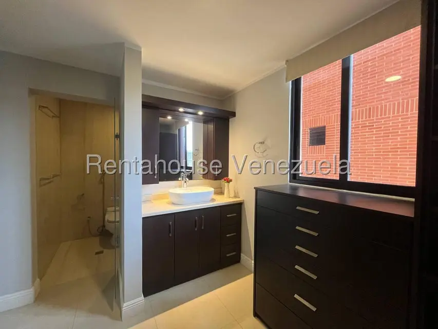 Apartamento (1 Nivel) en Venta en Colinas de La Tahona, Distrito Metropolitano - 13