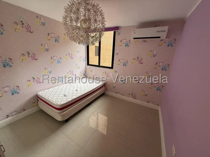 Apartamento (1 Nivel) en Venta en Colinas de La Tahona, Distrito Metropolitano - 16