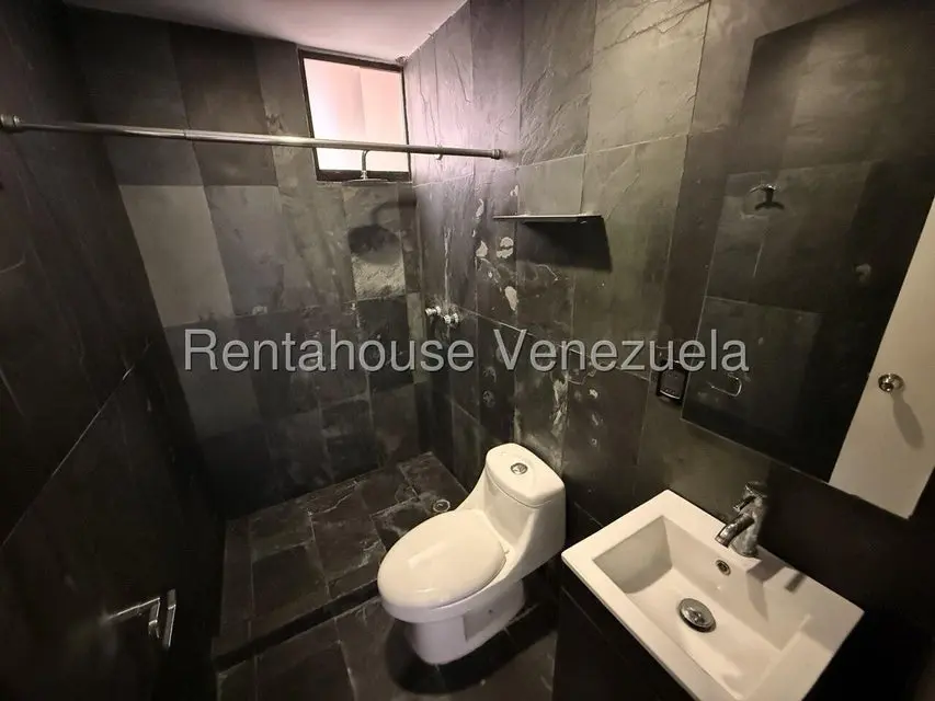 Apartamento (1 Nivel) en Venta en Colinas de La Tahona, Distrito Metropolitano - 18