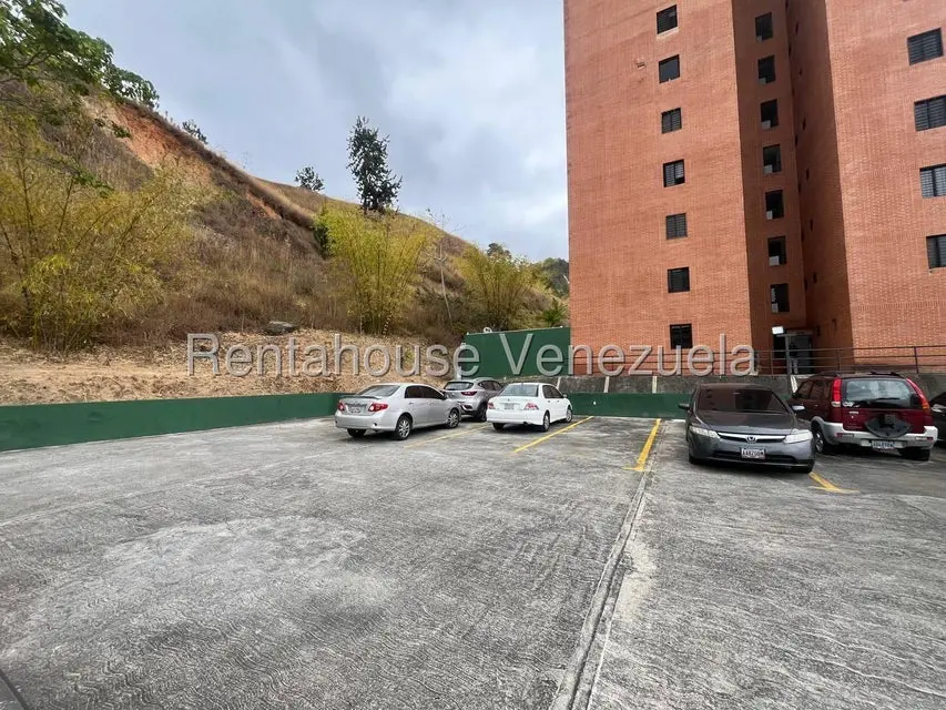 Apartamento (1 Nivel) en Venta en Colinas de La Tahona, Distrito Metropolitano - 19