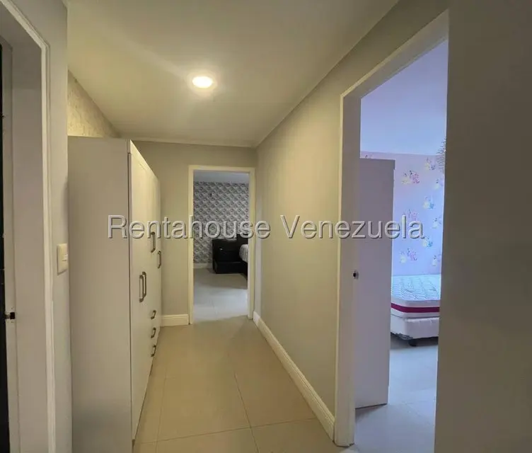 Apartamento (1 Nivel) en Venta en Colinas de La Tahona, Distrito Metropolitano - 10