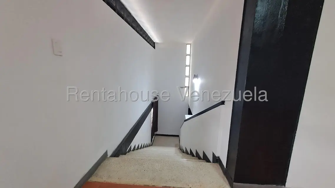 Comercial (Local Comercial) en Alquiler en El Cafetal, Distrito Metropolitano - 20