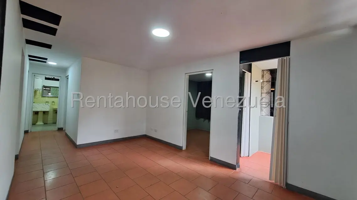 Comercial (Local Comercial) en Alquiler en El Cafetal, Distrito Metropolitano - 3