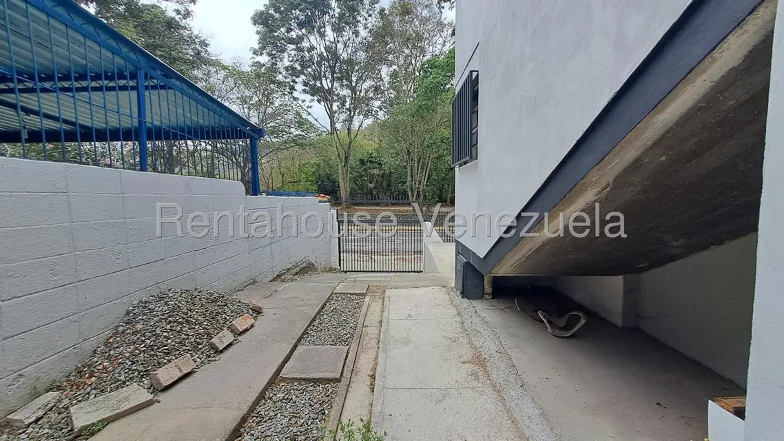 Comercial (Local Comercial) en Alquiler en El Cafetal, Distrito Metropolitano - 24