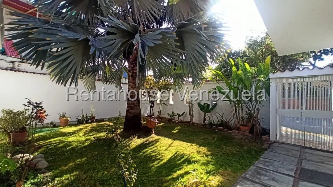 Casa (1 Nivel) en Venta en La Trinidad, Distrito Metropolitano - 2