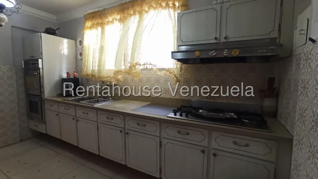Casa (1 Nivel) en Venta en La Trinidad, Distrito Metropolitano - 13