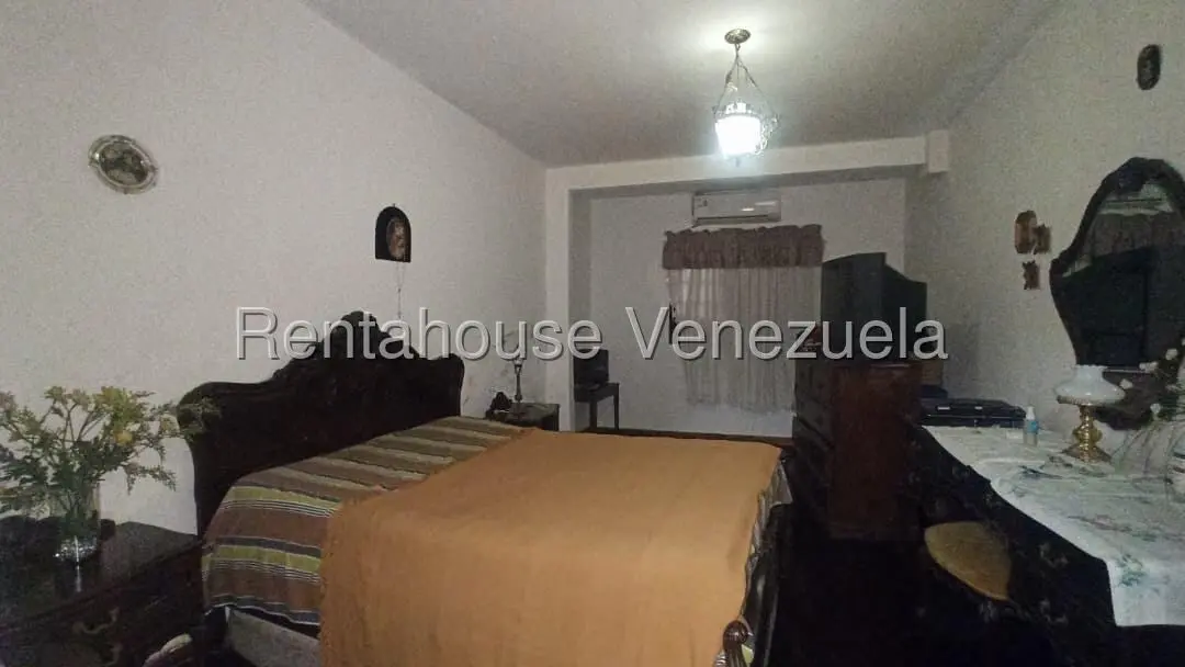 Casa (1 Nivel) en Venta en La Trinidad, Distrito Metropolitano - 23