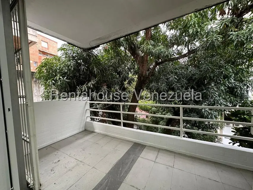 Casa (1 Nivel) en Alquiler en Las Mercedes, Distrito Metropolitano - 18