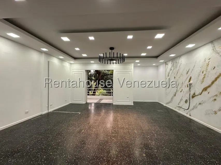 Casa (1 Nivel) en Alquiler en Las Mercedes, Distrito Metropolitano - 25