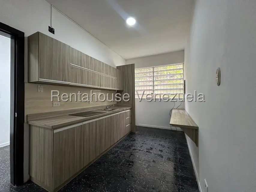 Casa (1 Nivel) en Alquiler en Las Mercedes, Distrito Metropolitano - 28
