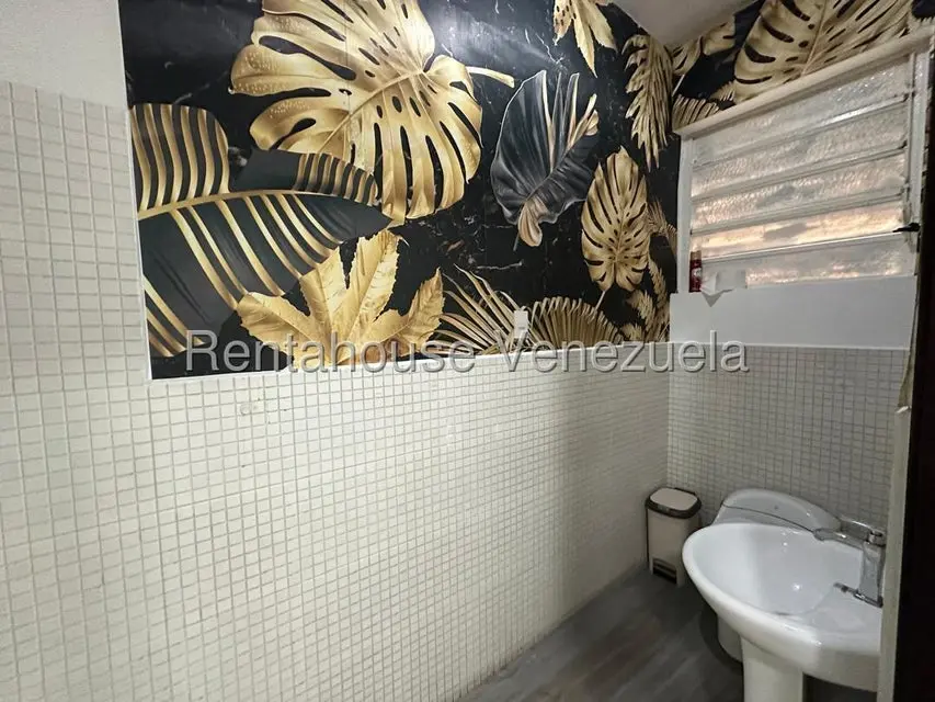 Casa (1 Nivel) en Alquiler en Las Mercedes, Distrito Metropolitano - 43