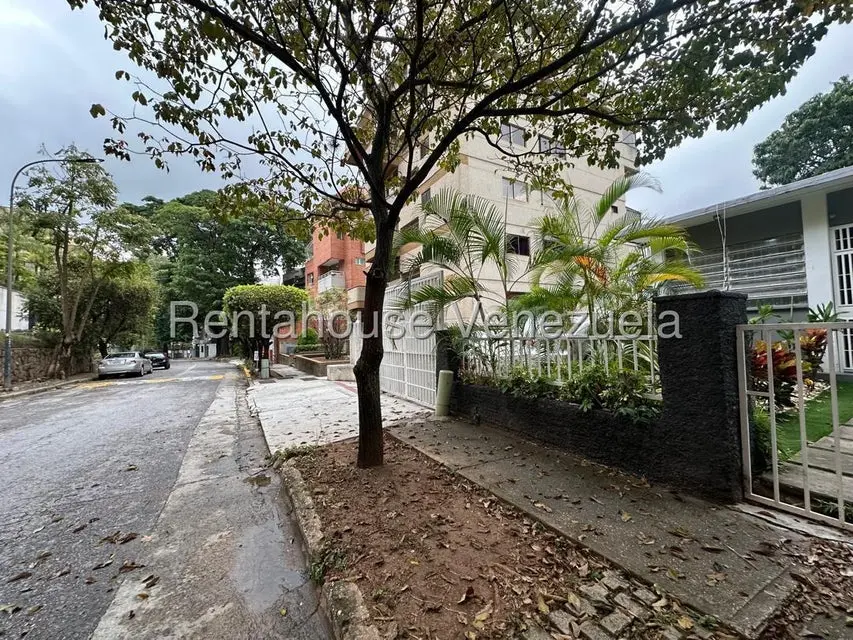 Casa (1 Nivel) en Alquiler en Las Mercedes, Distrito Metropolitano - 7