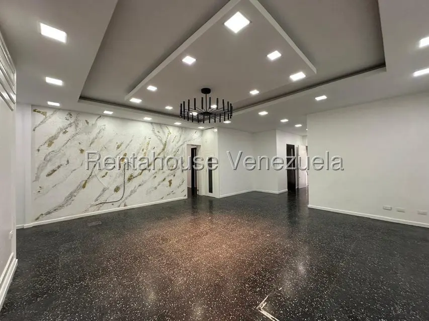 Casa (1 Nivel) en Alquiler en Las Mercedes, Distrito Metropolitano - 9