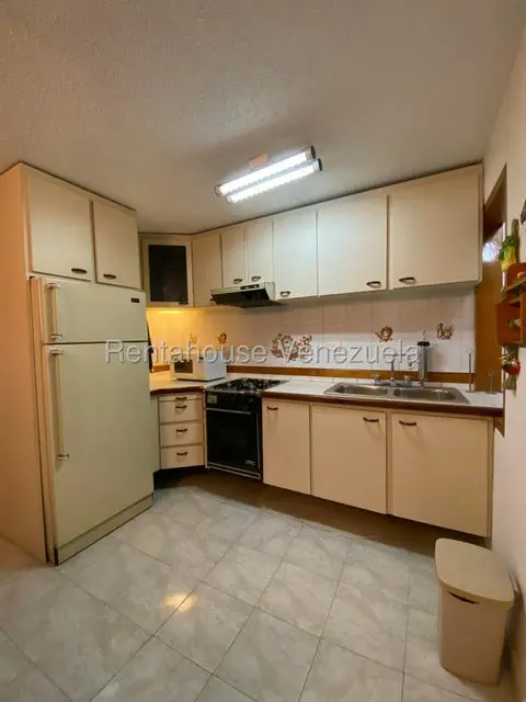 Apartamento (1 Nivel) en Venta en Los Samanes, Distrito Metropolitano - 4