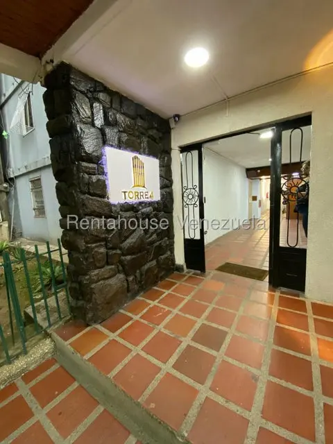 Apartamento (1 Nivel) en Venta en Los Samanes, Distrito Metropolitano - 10