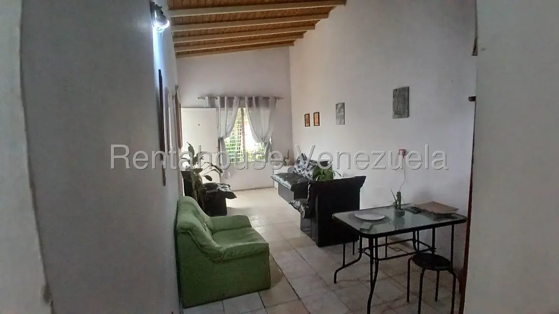 Casa (1 Nivel) en Venta en Prados del Sol, Portuguesa - 4