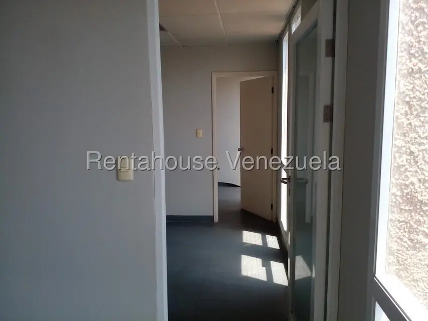 Comercial (Oficina) en Alquiler en 5 de Julio, Zulia - 12