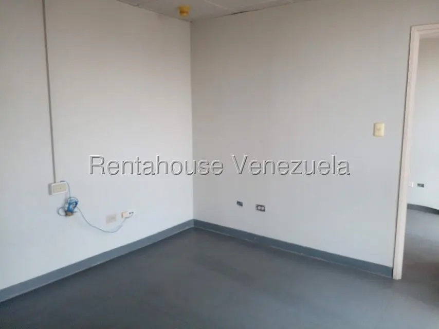 Comercial (Oficina) en Alquiler en 5 de Julio, Zulia - 13