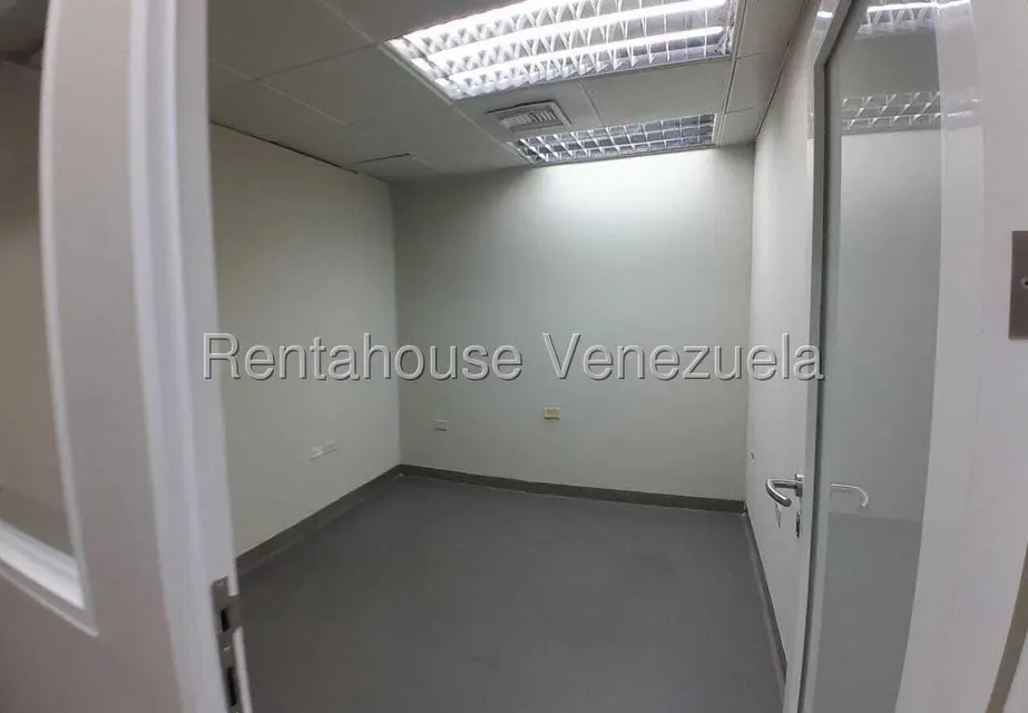 Comercial (Oficina) en Alquiler en 5 de Julio, Zulia - 9