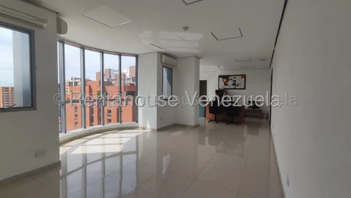 Comercial (Oficina) en Alquiler en Nueva Segovia, Lara - 13