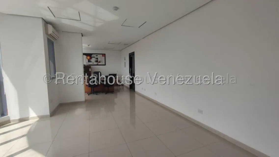 Comercial (Oficina) en Alquiler en Nueva Segovia, Lara - 10