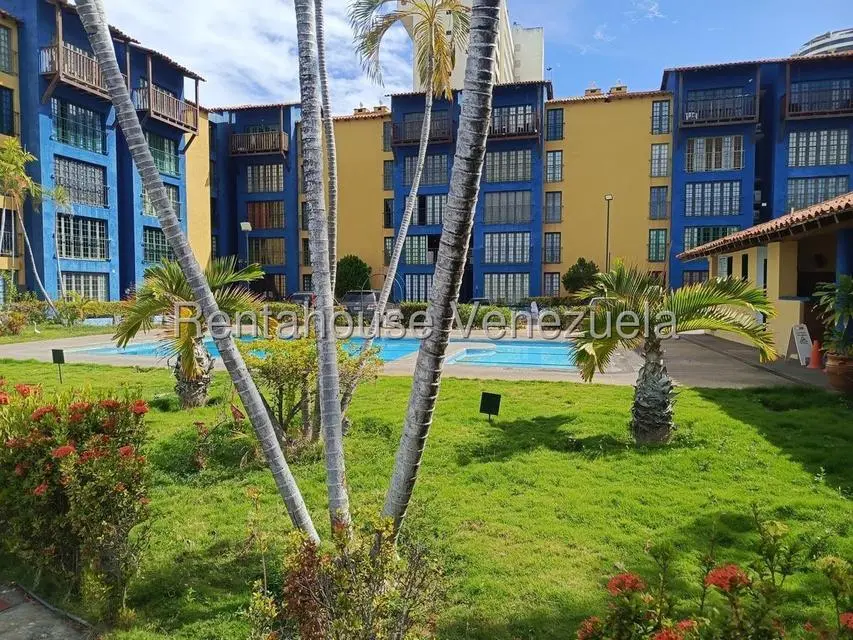 Apartamento (1 Nivel) en Alquiler en Camuri Chico, Vargas - 2