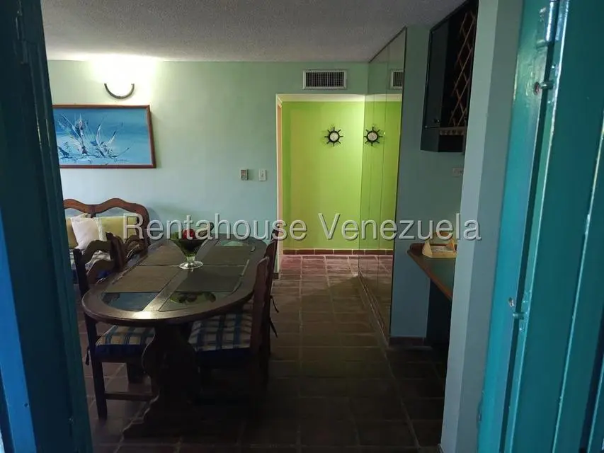 Apartamento (1 Nivel) en Alquiler en Camuri Chico, Vargas - 23