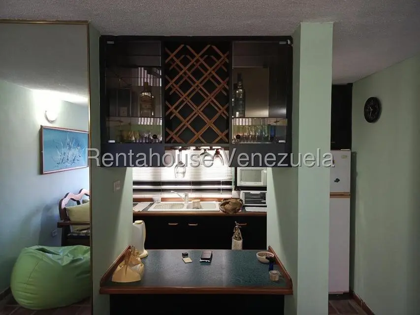 Apartamento (1 Nivel) en Alquiler en Camuri Chico, Vargas - 25