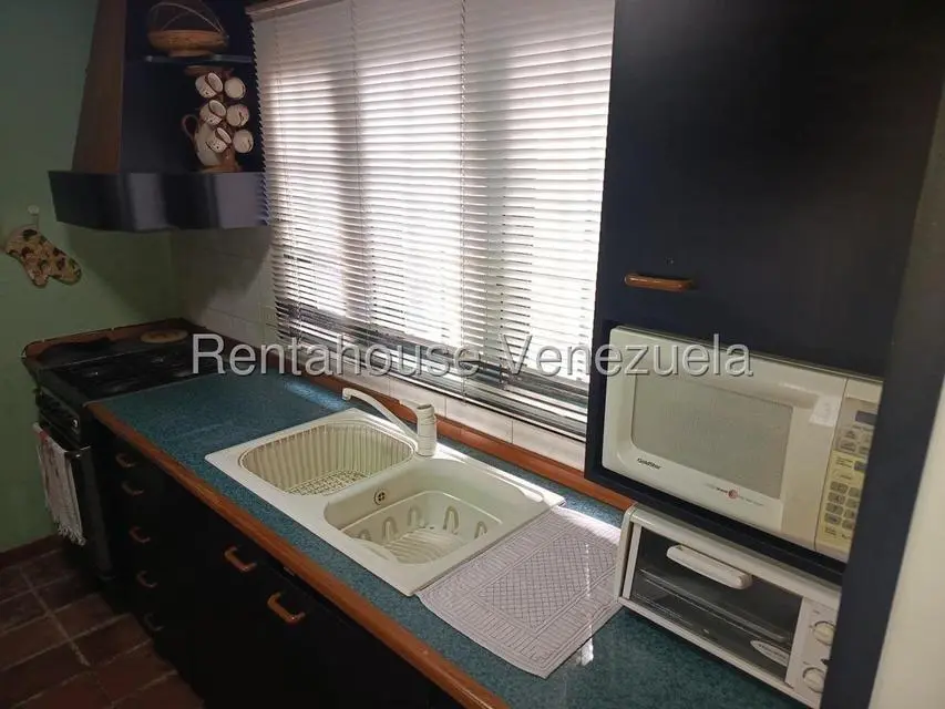 Apartamento (1 Nivel) en Alquiler en Camuri Chico, Vargas - 27