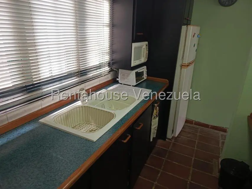 Apartamento (1 Nivel) en Alquiler en Camuri Chico, Vargas - 29
