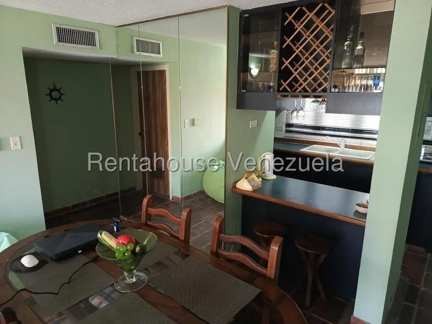 Apartamento (1 Nivel) en Alquiler en Camuri Chico, Vargas - 30