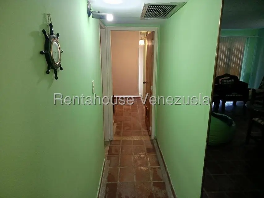 Apartamento (1 Nivel) en Alquiler en Camuri Chico, Vargas - 31