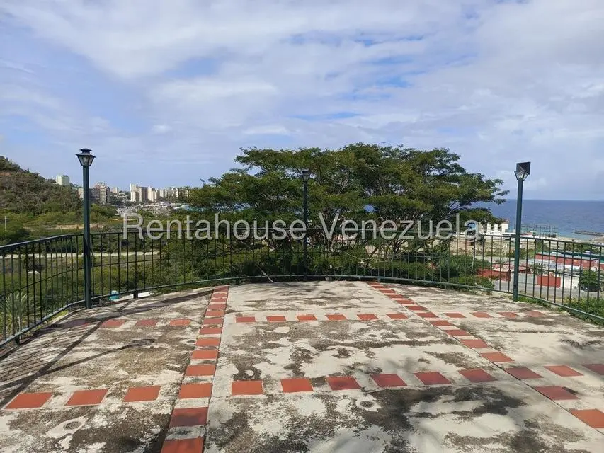 Apartamento (1 Nivel) en Alquiler en Camuri Chico, Vargas - 7