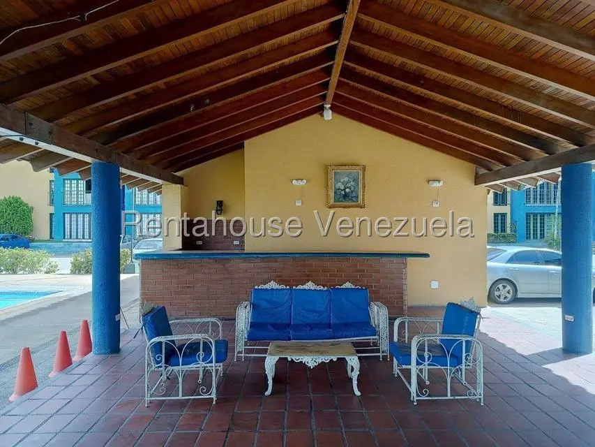 Apartamento (1 Nivel) en Alquiler en Camuri Chico, Vargas - 9