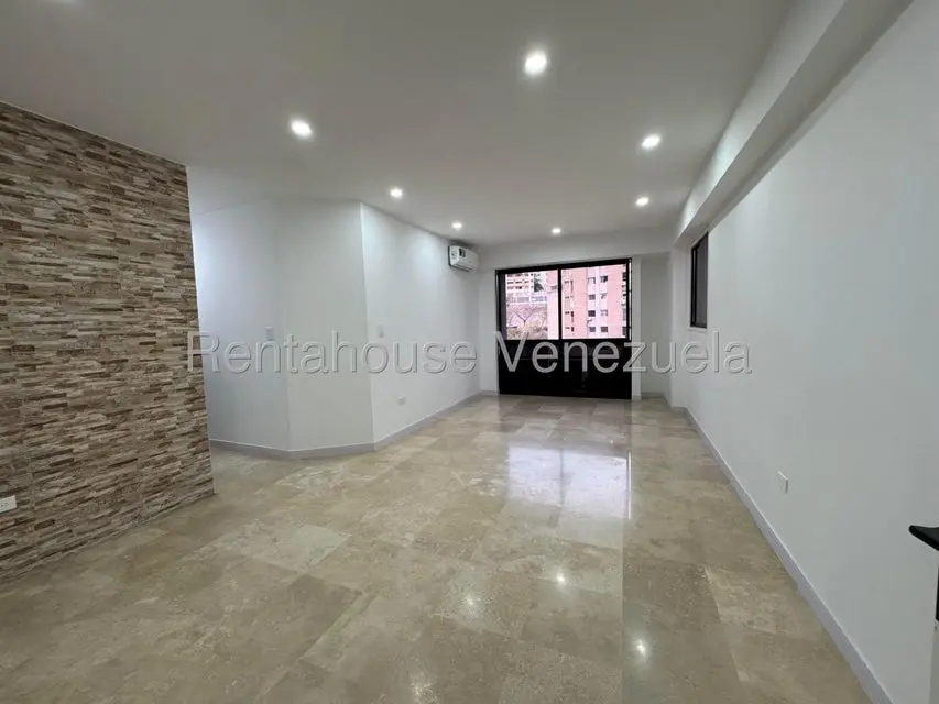 Apartamento (1 Nivel) en Venta en La Alameda, Distrito Metropolitano - 3