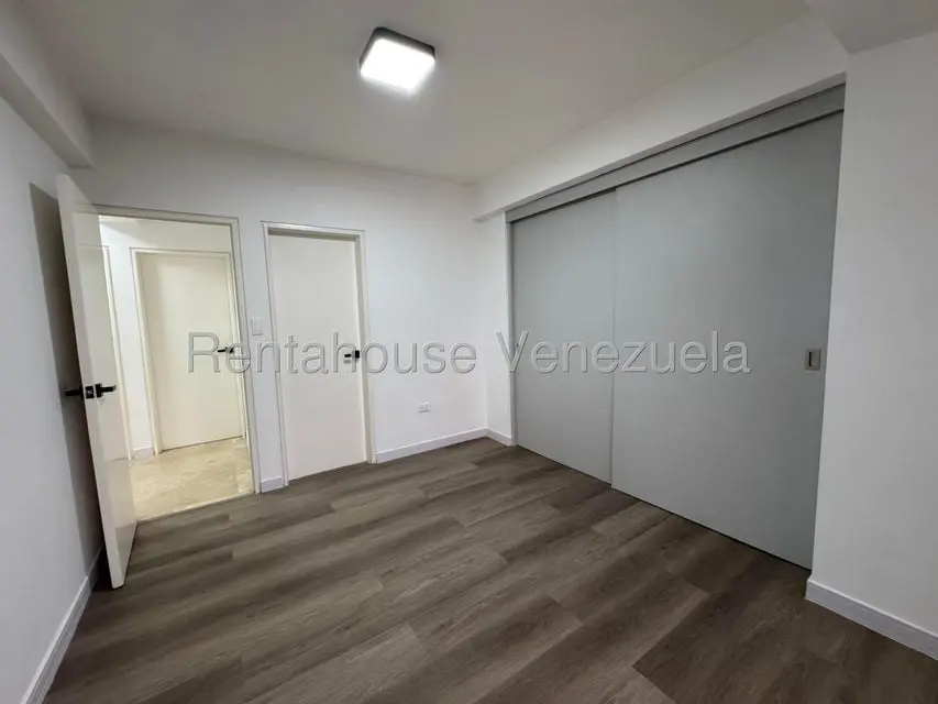 Apartamento (1 Nivel) en Venta en La Alameda, Distrito Metropolitano - 23