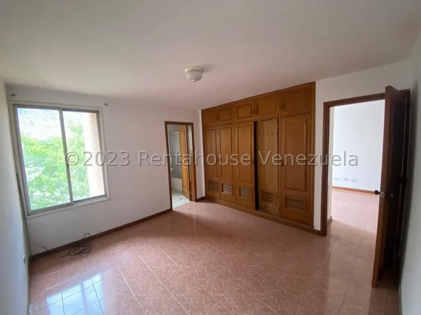 Townhouse (Multiples Niveles) en Venta en Miranda, Distrito Metropolitano - 19