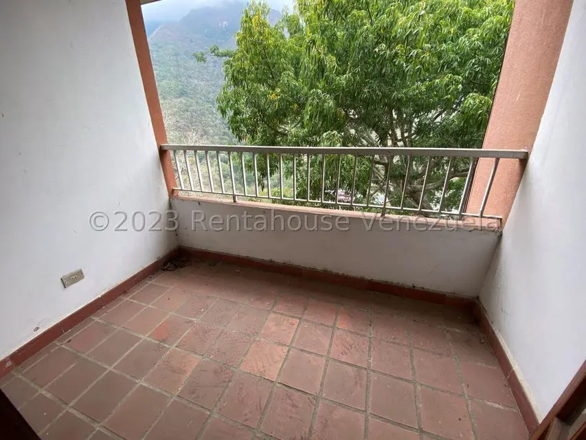 Townhouse (Multiples Niveles) en Venta en Miranda, Distrito Metropolitano - 4