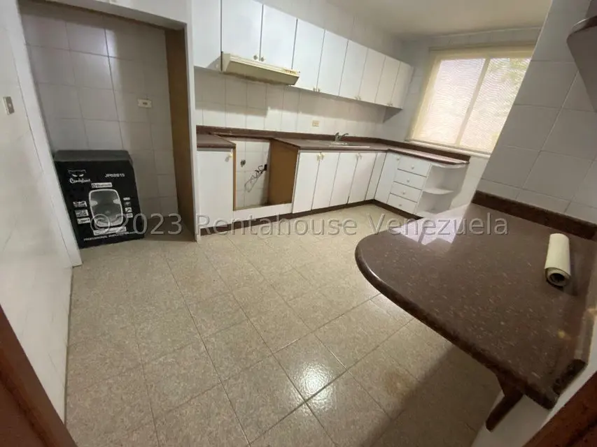 Townhouse (Multiples Niveles) en Venta en Miranda, Distrito Metropolitano - 9